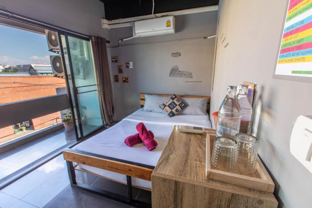 La Belle Nuit House Hostel Chiang Mai Buitenkant foto